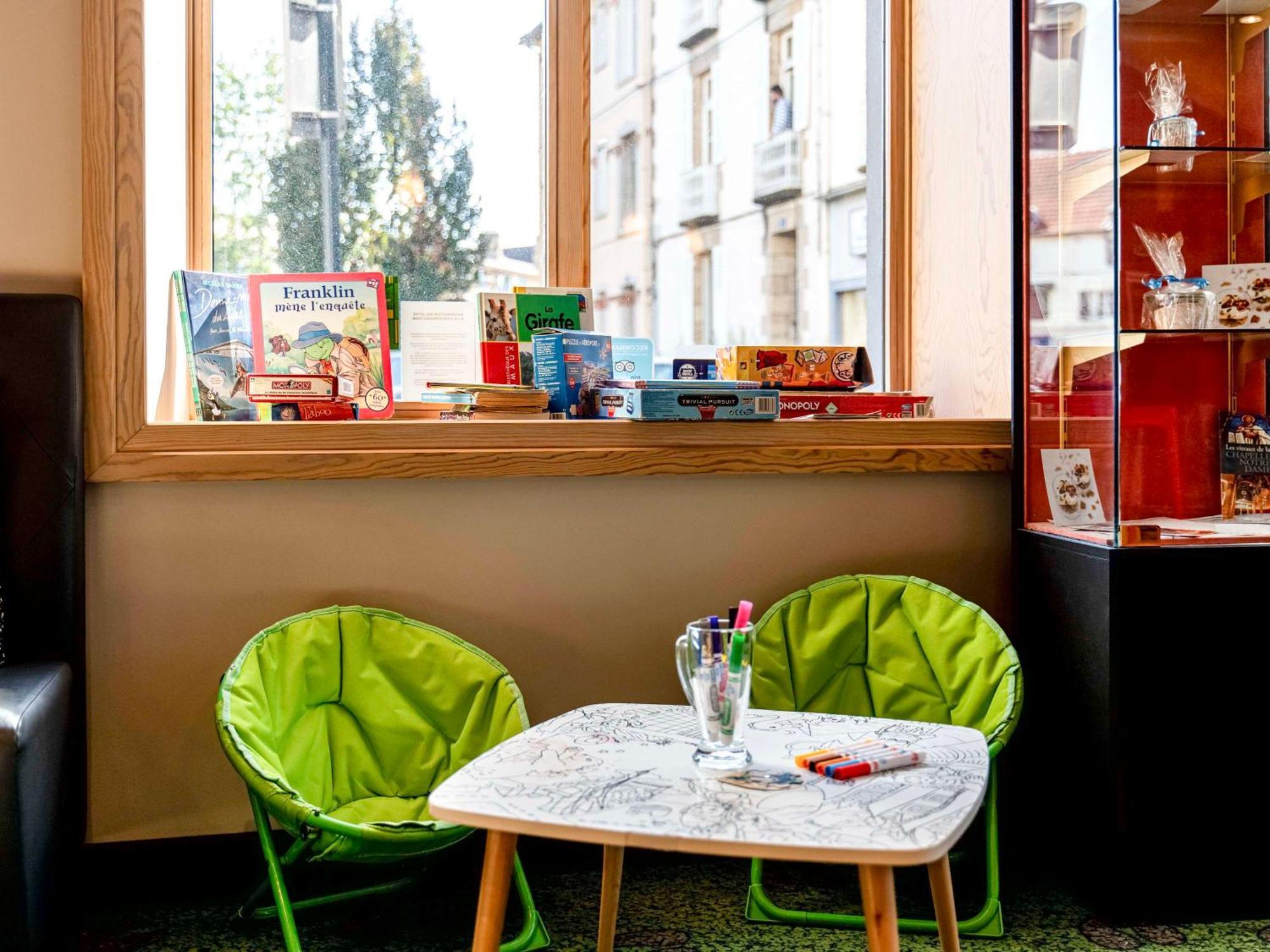 Hotel Ibis Styles Moulins Centre Exterior foto