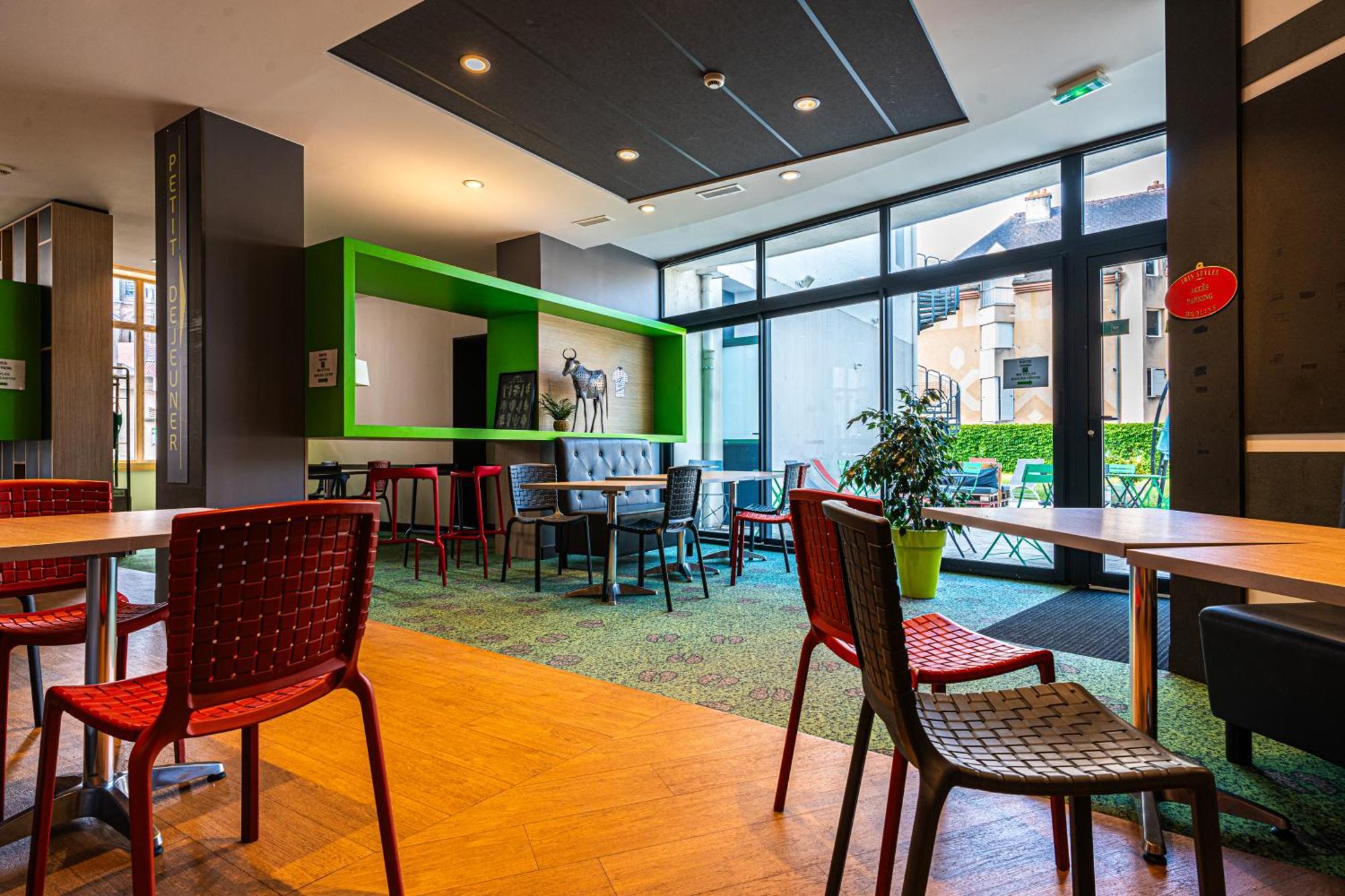 Hotel Ibis Styles Moulins Centre Exterior foto