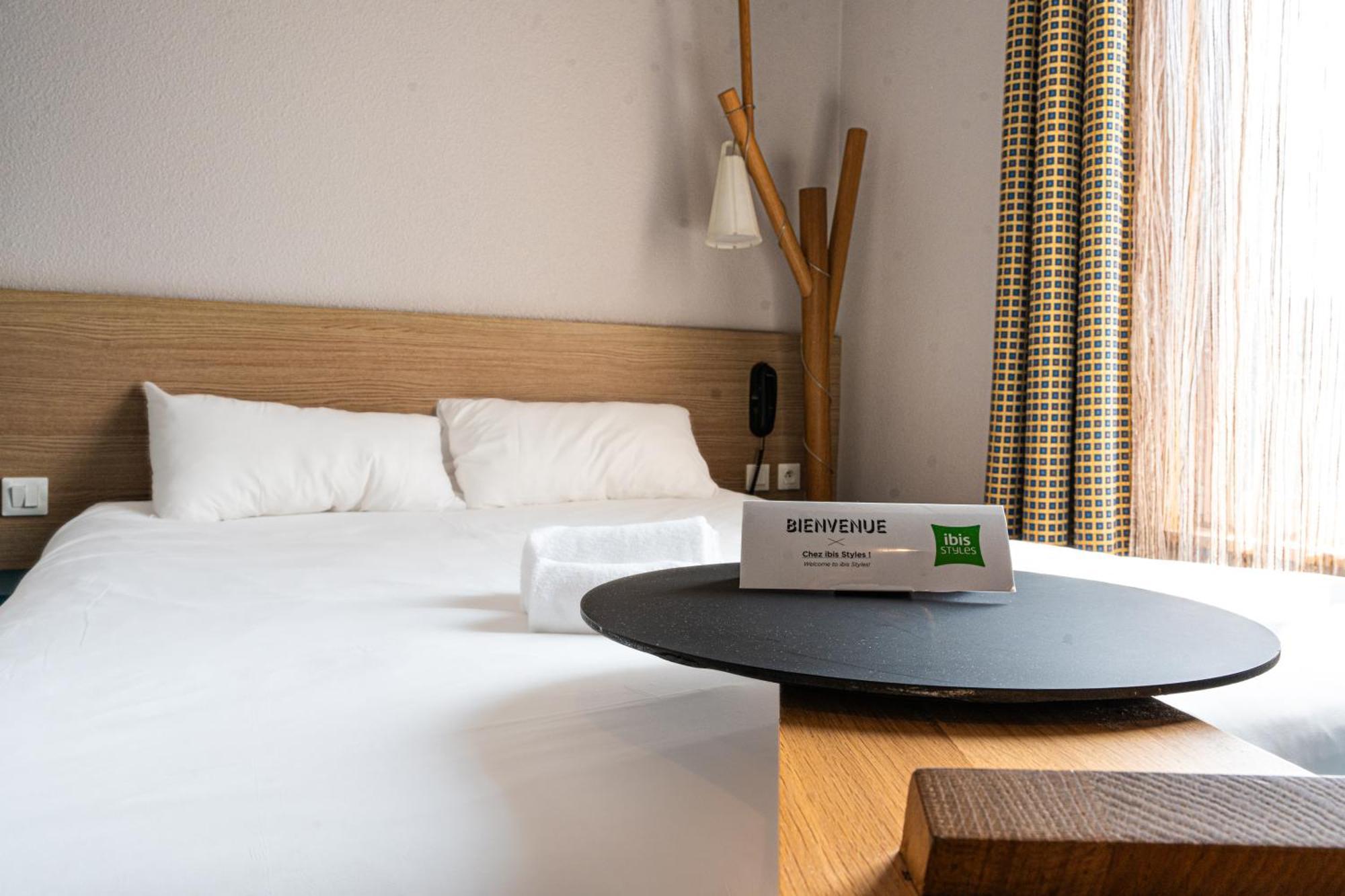 Hotel Ibis Styles Moulins Centre Exterior foto