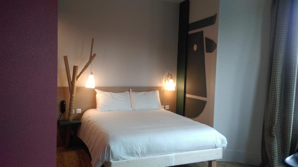 Hotel Ibis Styles Moulins Centre Zimmer foto